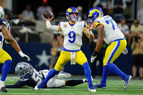 vegasinsider nfl|NFL Week 11 betting breakdown: Predictions for every game.